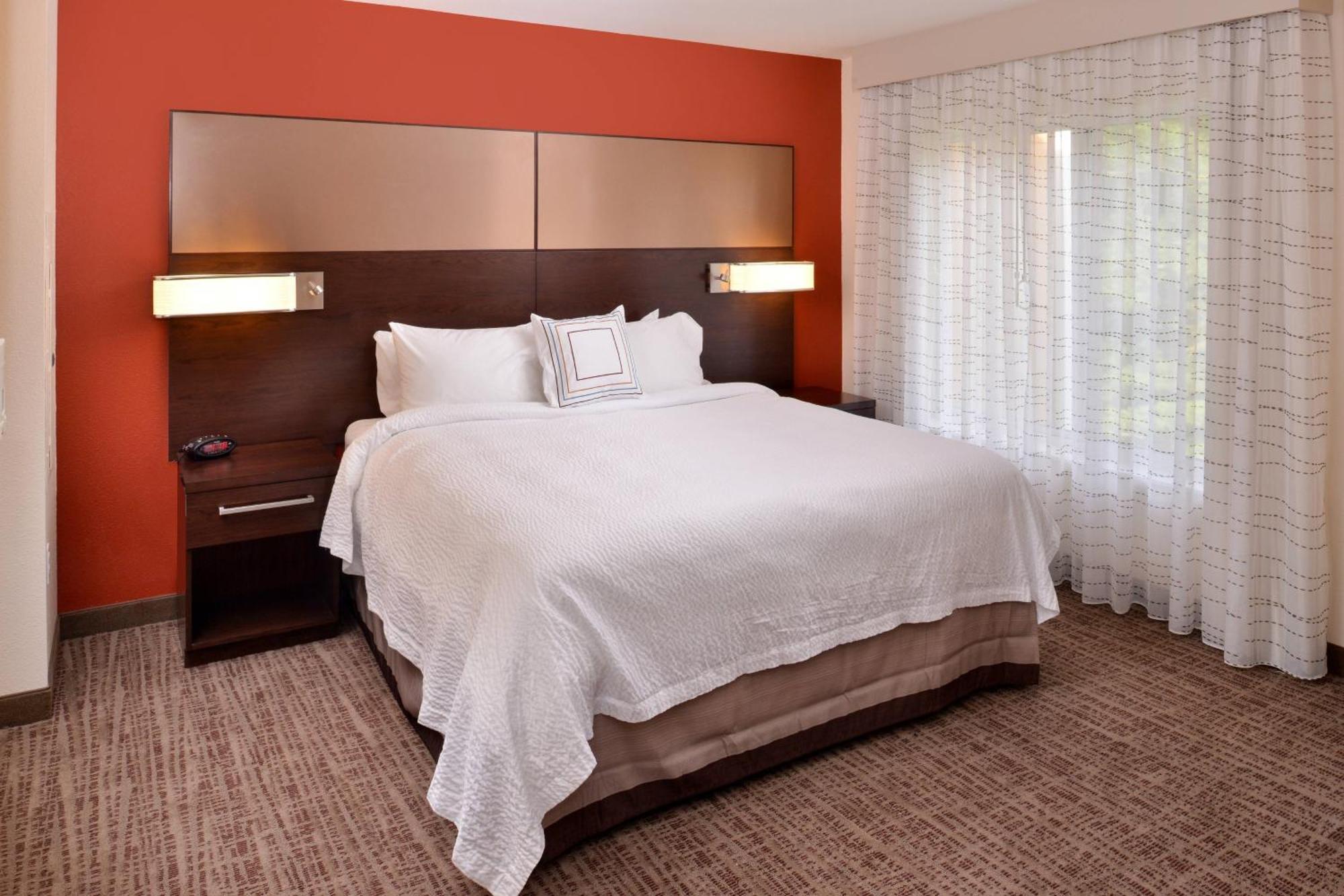 By Marriott Hotel